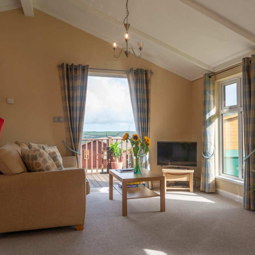 4 bed lodge at The 31 acre site of Mullacott Park is well placed for easily accessing by car some of the most beautiful spots on the North Devon coast